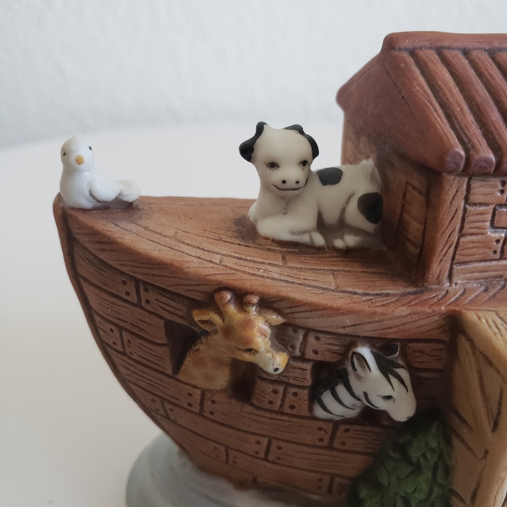 Homco 1474 Ceramic Detailed Noah's Ark Porcelain Decor - Picture 13 of 16